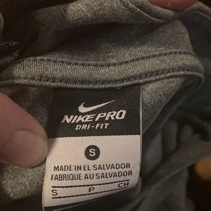 Gray Nike dri fit pull over